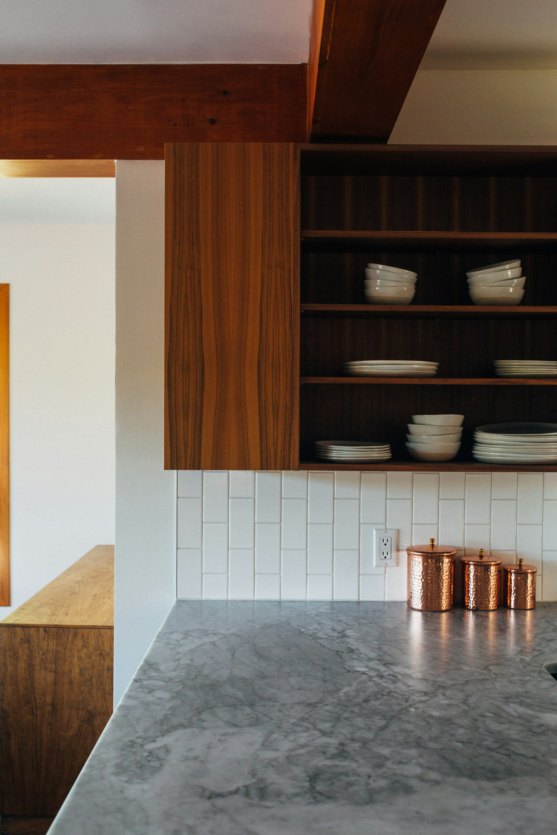 The Rise of Frameless Shaker Cabinets: A Modern Kitchen Trend